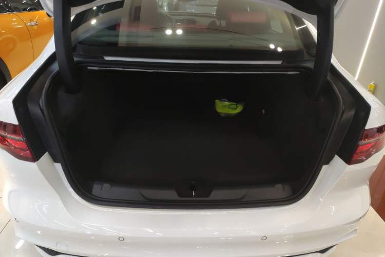 Used Jaguar XEL 2022 2.0T 250 PS R-DYNAMIC S Advanced Sport Edition
