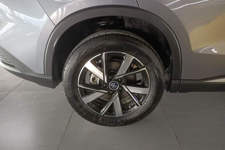 Used BYD Song Pro New Energy 2024 HONOR Edition DM-i 71KM Navigation Model