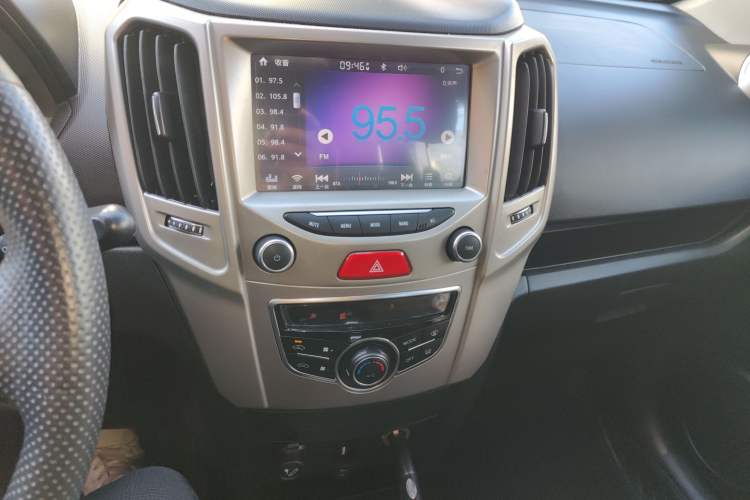 Used Haval H1 2017 Red-Label 1.5L AMT Comfort Model
