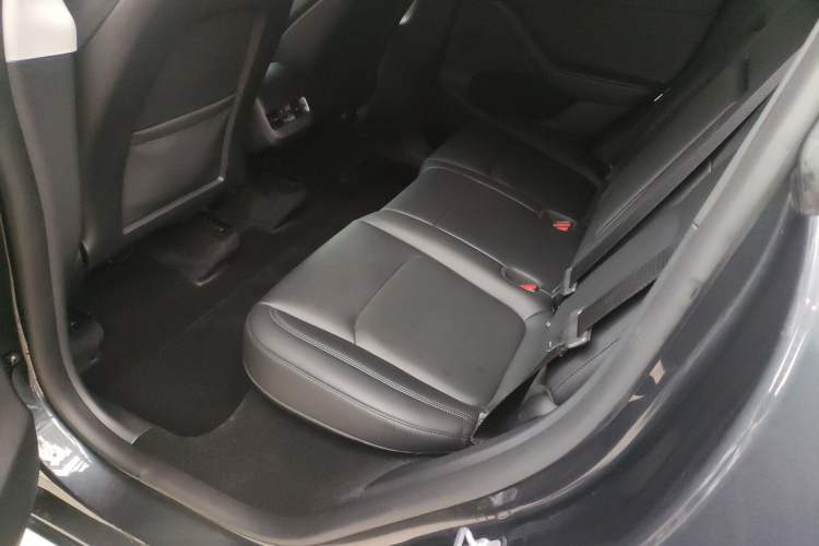 Used Tesla Model Y 2024 Rear-Wheel-Drive Version