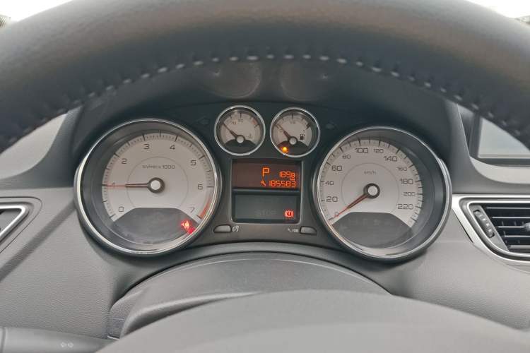 Used Peugeot 308 2014 Enjoy Edition Classic 1.6L Automatic Premium Model
