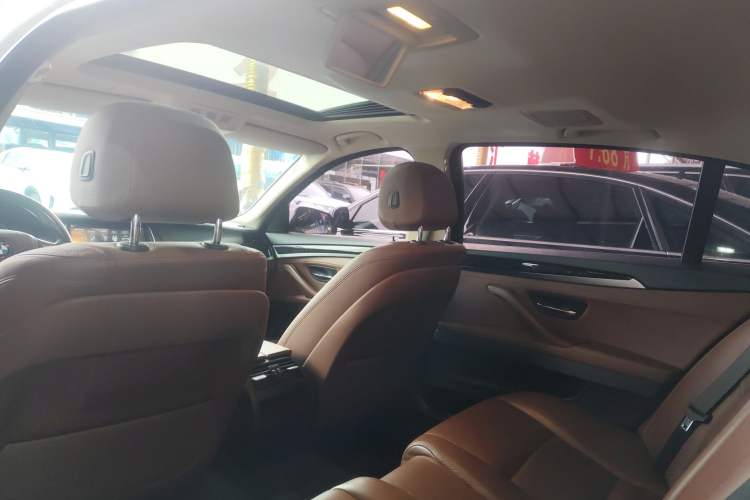 Used BMW 5 Series 2017 525Li Leading Model