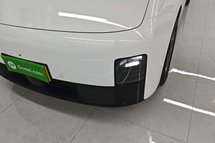 Used Li Auto MEGA 2024 Ultra Model
