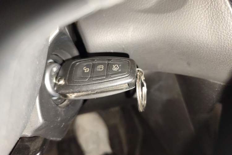 Used Ford Focus 2017 Hatchback 1.6L Automatic Fashion Edition Smart Drive Version