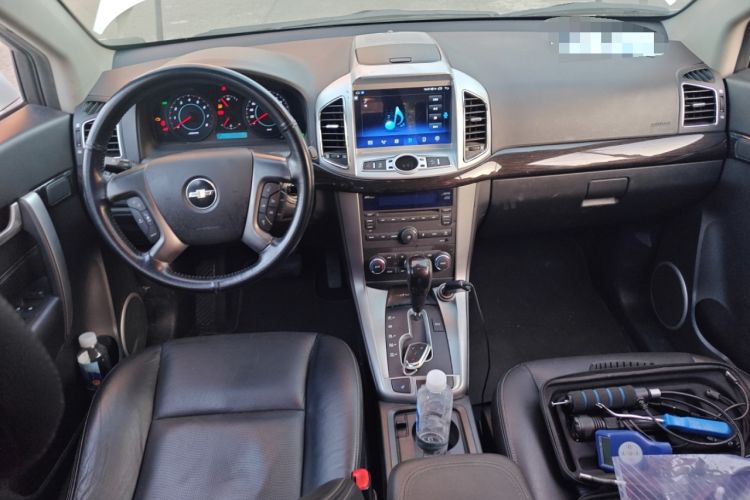 Used Chevrolet Captiva 2014 2.4L 4x4 Flagship Edition 7 Seats
