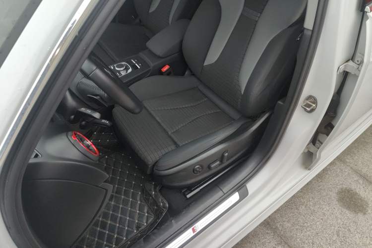 Used Audi A3 2020 Sportback 35 TFSI Sporty Model China VI
