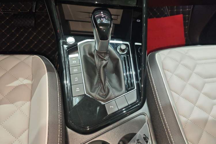 Used Volkswagen Tayron 2024 330TSI Two-Wheel Drive Luxury Plus Advanced Version
