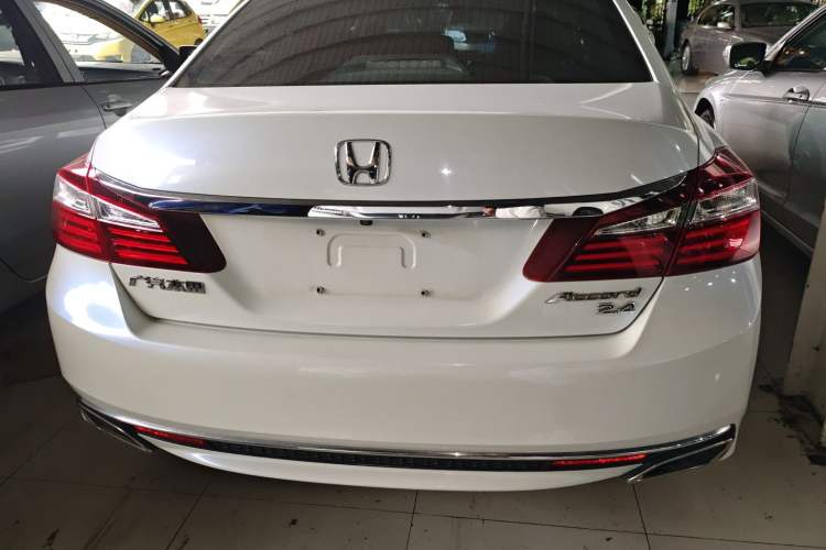 Used Honda Accord 2016 2.0L Elite Edition
