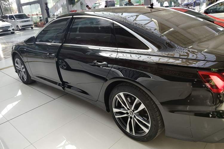 Used Audi A6L 2022 40 TFSI Luxury Dynamic Model
