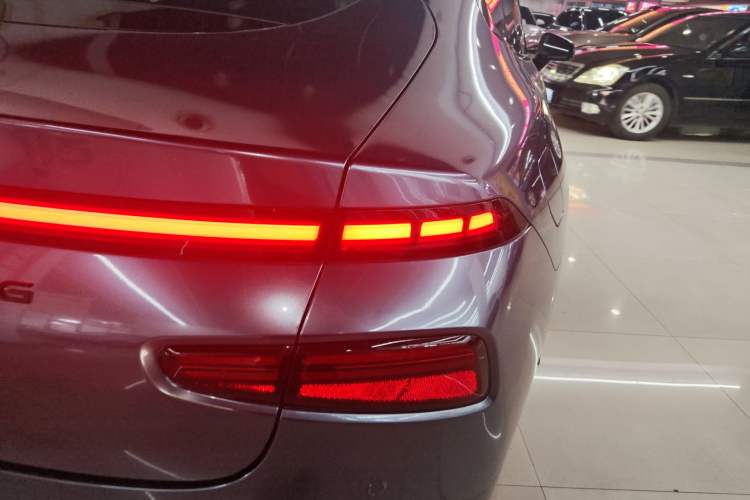 Used XPeng P7 2023 P7i 610 Max Performance Edition