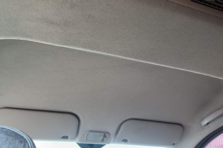 Used Wuling Rongguang V 2016 1.5L Standard Version
