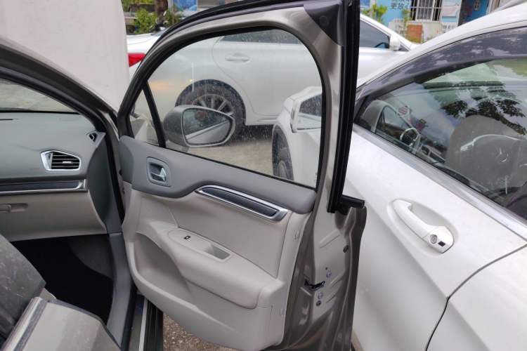 Used Citroen C4L 2014 1.8L Intelligent Drive Automatic Dynamic Model
