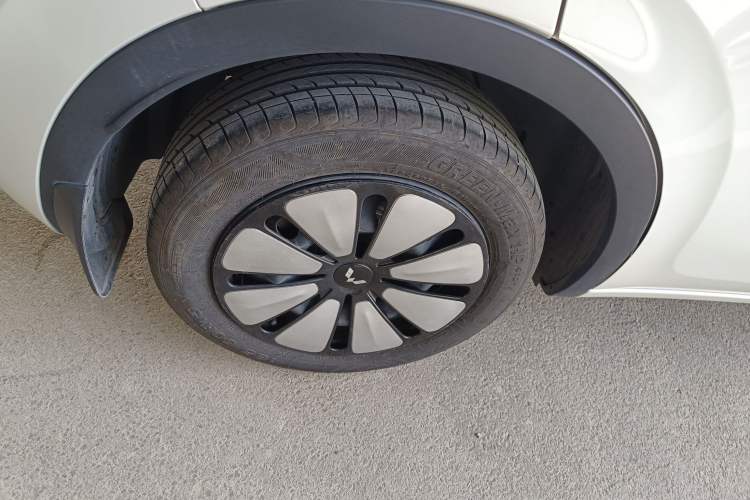 Used Wuling Bingo 2023 410 km Lingxi Deluxe Edition
