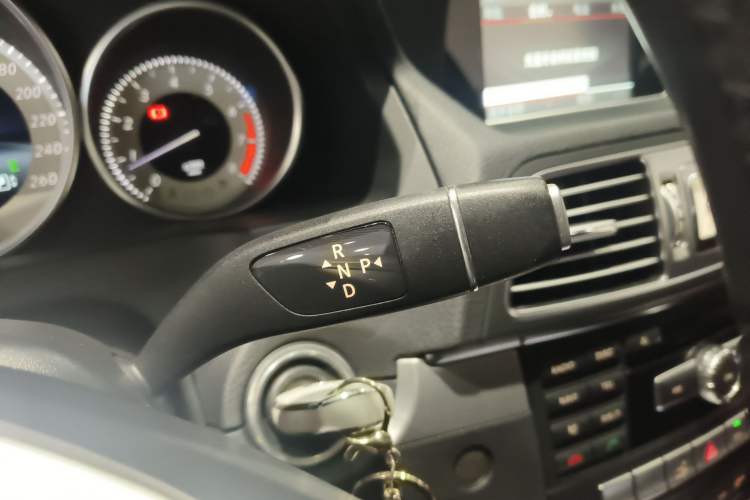 Used Mercedes-Benz E-Class 2014 E 200 Coupe