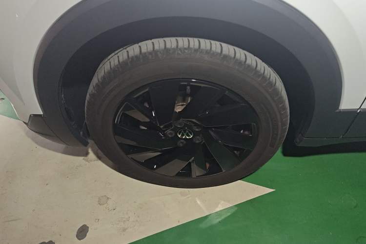 Used Volkswagen Tharu 2025 New Sharp 300TSI Ambitious Edition
