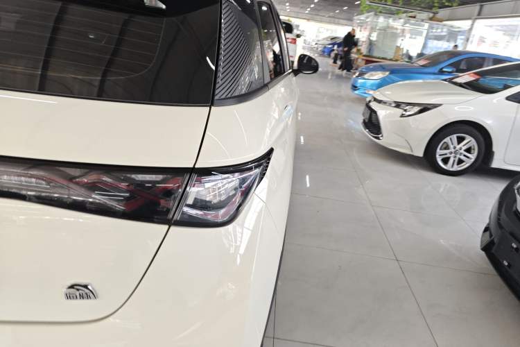 Used BYD Dolphin 2023 420 km Free Version