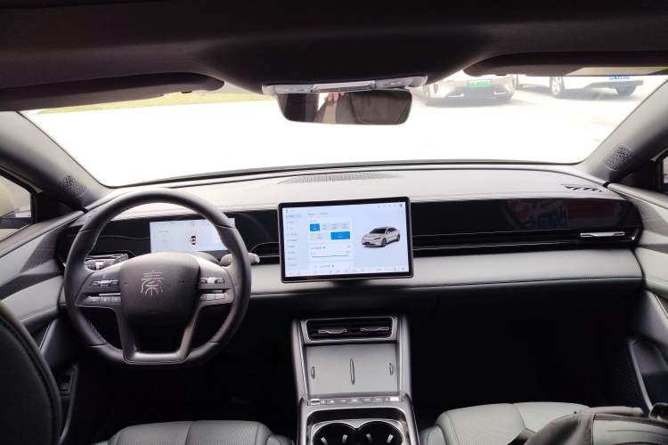 Used BYD Qin L 2025 EV 545KM Beyond Version
