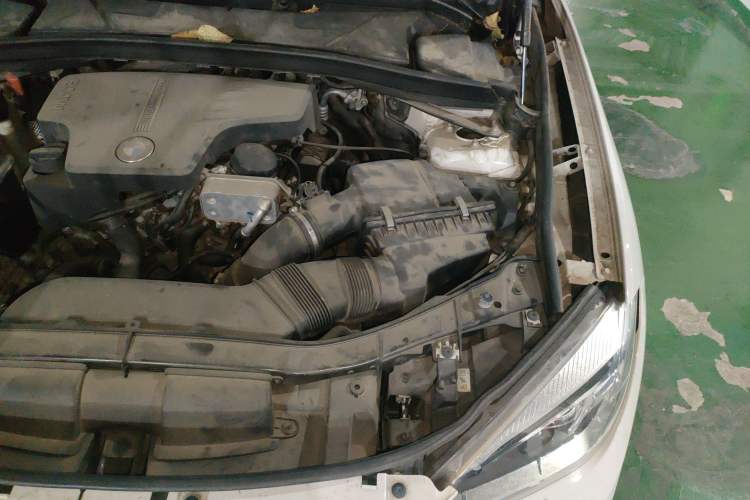 Used BMW X1 2014 sDrive18i Leading Model
