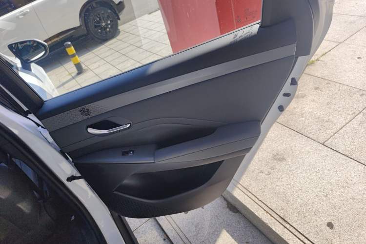 Used BYD Qin PLUS 2025 DM-i Smart Drive 55KM Leading Model
