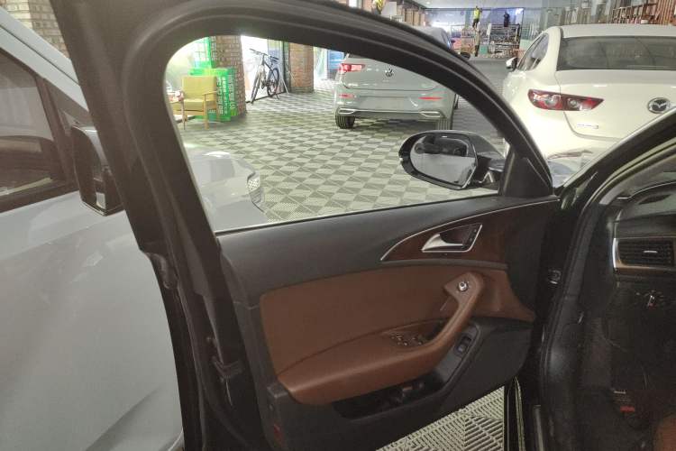 Used Audi A6L 2014 30 FSI Comfort Model
