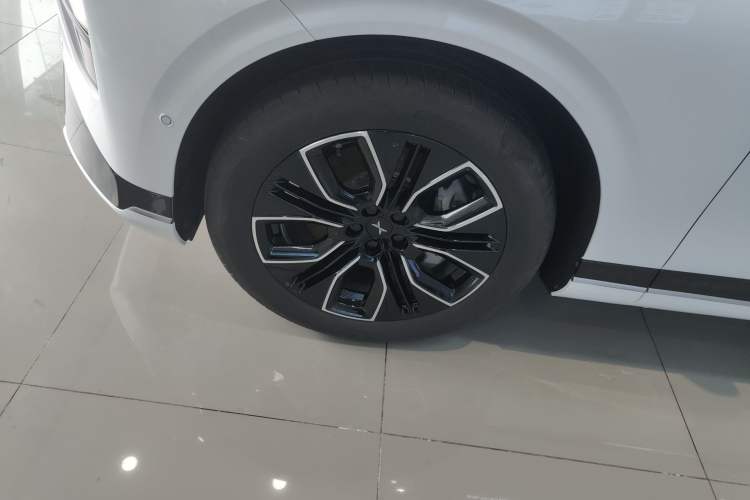 Used XPeng G9 2025 625 Long-Range Max
