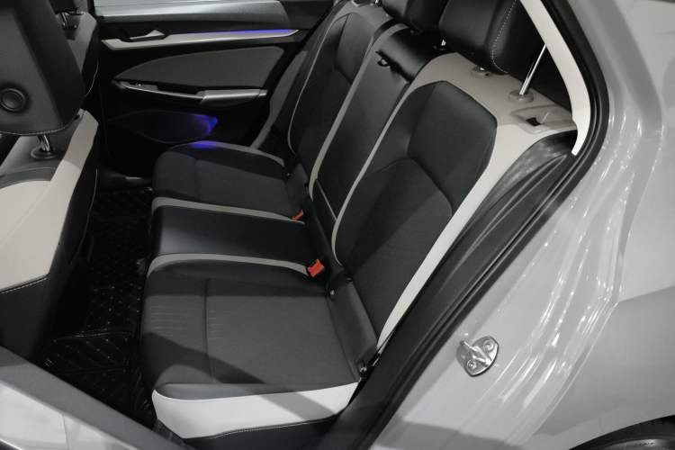 Used Volkswagen Golf 2023 280TSI DSG Pro 20th Anniversary Edition
