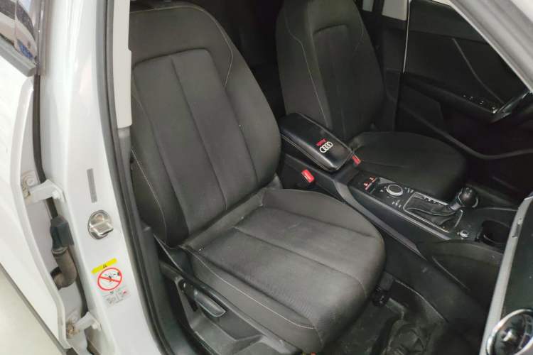 Used Audi Q2L 2021 35 TFSI Progressive Dynamic Edition