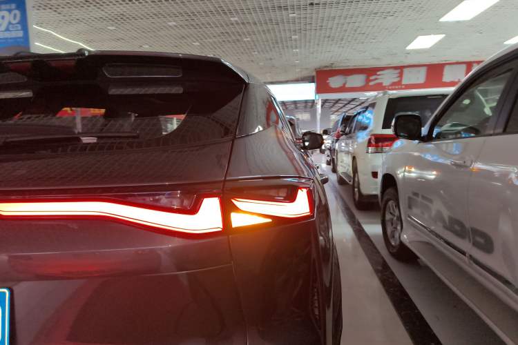 Used Oshan Z6 2022 Blue Whale 1.5T DCT Smart Edition
