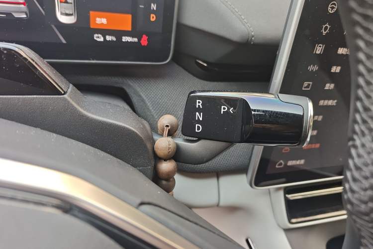 Used Polestar 4 2024 Single-Motor Standard Range PLUS Dual-Star Connectivity Edition