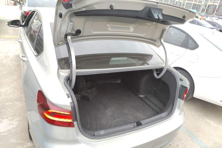 Used Volkswagen Lavida 2021 280TSI DSG Comfort Edition
