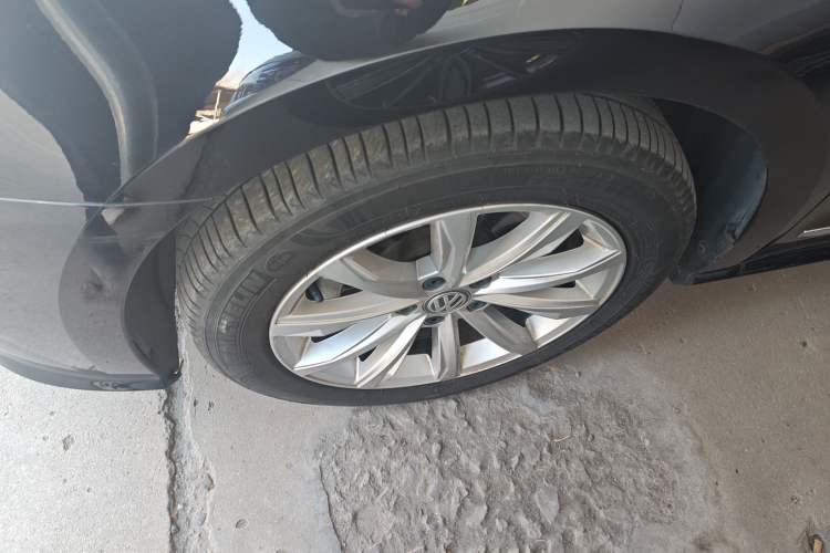 Used Volkswagen Passat 2017 330TSI DSG Luxury Edition
