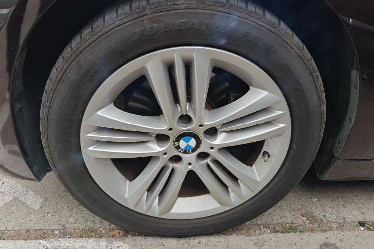 Used BMW 3 Series 2016 320Li Fashion Model
