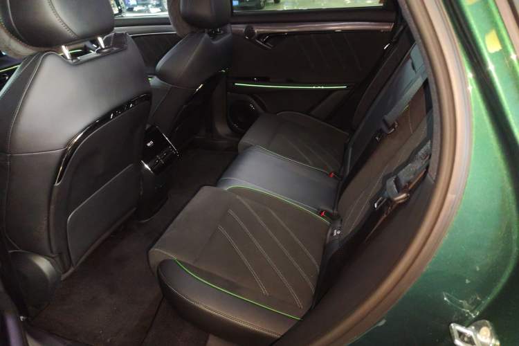 Used VOYAH FREE 2025 318 318 km Rear-Drive Touring Edition
