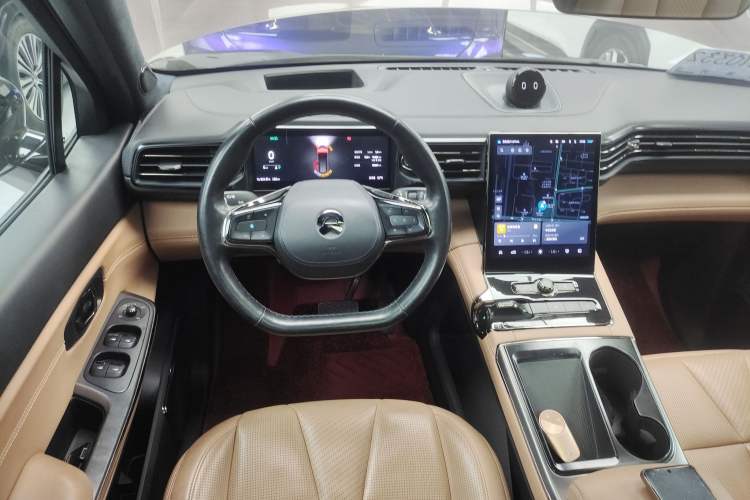 Used Nio ES8 2020 415 km Signature Edition 6-Seater Version
