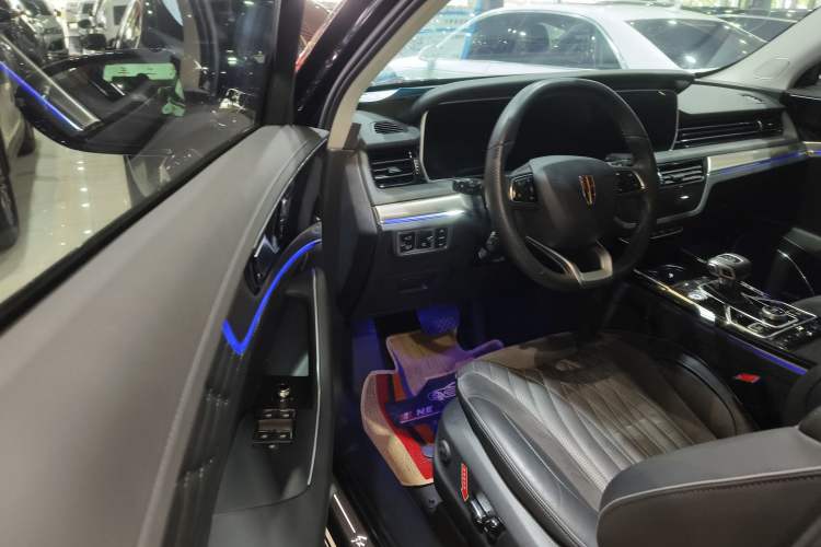 Used Hongqi HS5 2022 Revised Version 2.0T Smart Connect Flagship Edition
