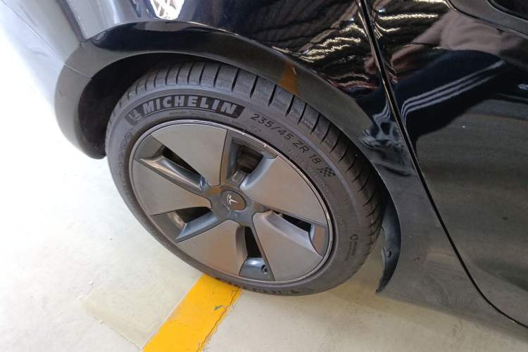 Used Tesla Model 3 2022 Rear-Wheel-Drive Version
