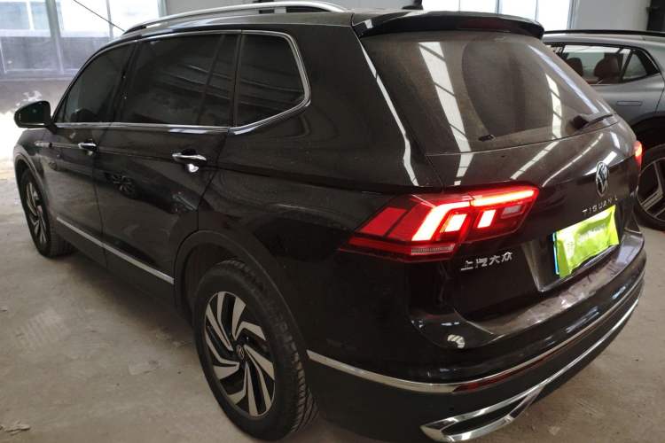 Used Volkswagen Tiguan L 2022 330TSI Automatic Two-Wheel Drive Smart Edition
