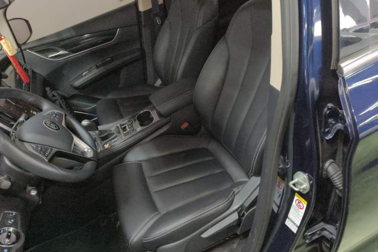 Used BYD Song MAX 2017 1.5T Automatic Smart Connect Elite 7-Seater
