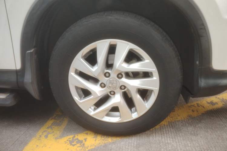 Used Honda CR-V 2015 2.4L two-wheel drive luxury version
