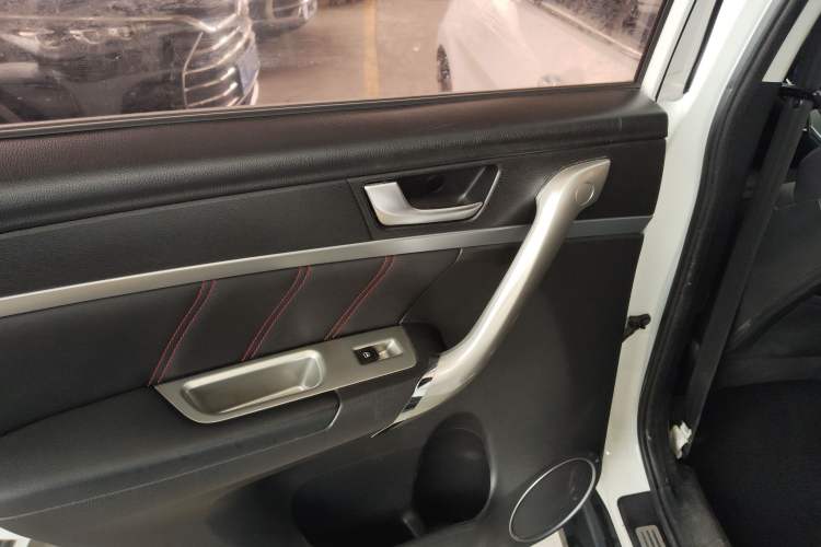 Used Haval M6 2018 Revised Version 1.5T DCT Two-Wheel Drive Elite Edition
