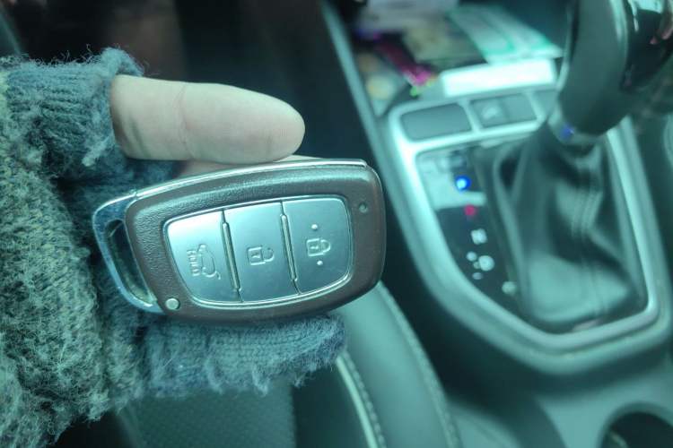 Used Hyundai ix25 2015 1.6L Automatic Two-Wheel Drive Smart GLS Trim