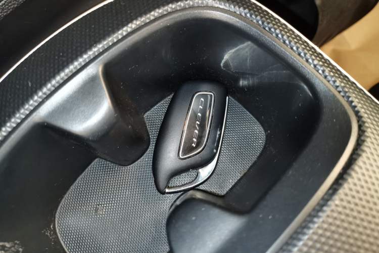 Used Roewe Clever 2022 311km QiQi BoBo Edition
