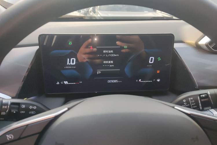 Used Dongfeng Aeolus Mage 2024 Honor Edition 1.5T Fashion Model
