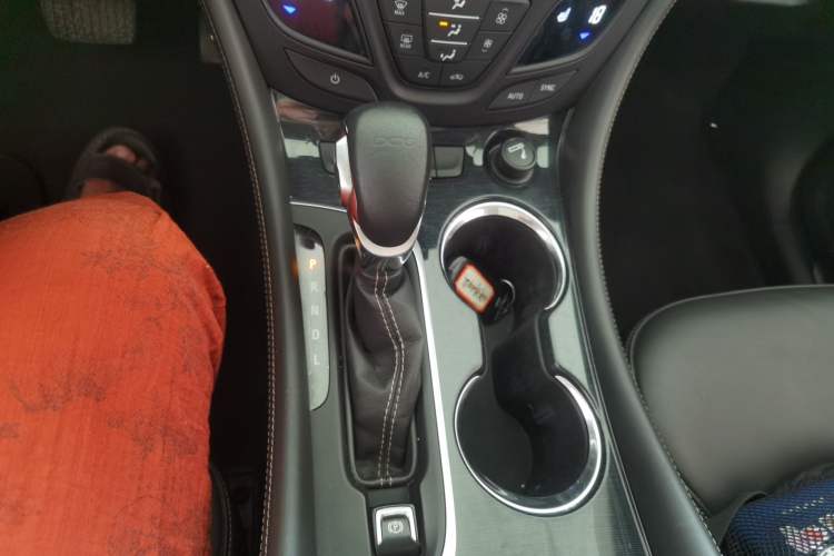 Used Buick Envision 2016 20T Two-Wheel-Drive Elite Model
