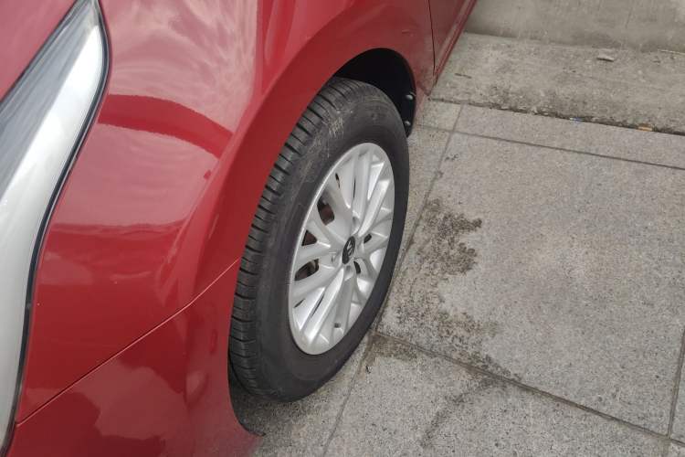 Used Kia K2 2017 Sedan 1.4L Manual Transmission GLS