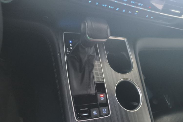 Used Toyota Sienna 2021 2.5L Hybrid Premium Edition
