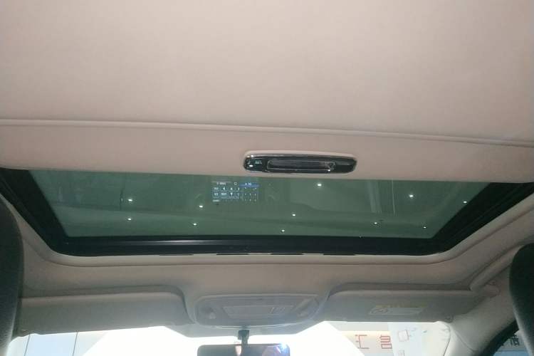 Used Ford Focus 2015 Hatchback 1.6L Automatic Fashion Edition
