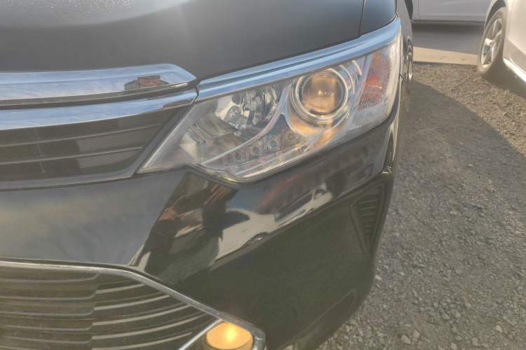 Used Toyota Camry 2016 2.0G 10th Anniversary Leading Edition
