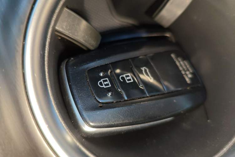 Used Toyota Camry 2021 2.5G Luxury Edition
