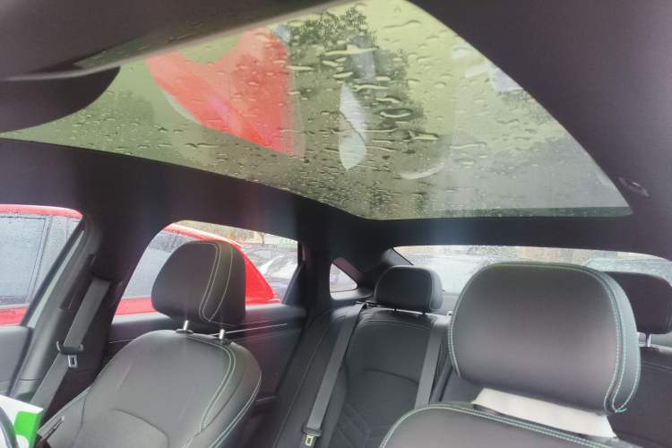 Used  L6 2024 125km Creative Edition